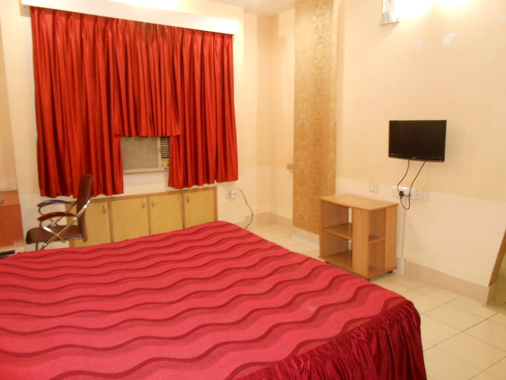 Hotel Blue Moon Γουβαχάτι Δωμάτιο φωτογραφία